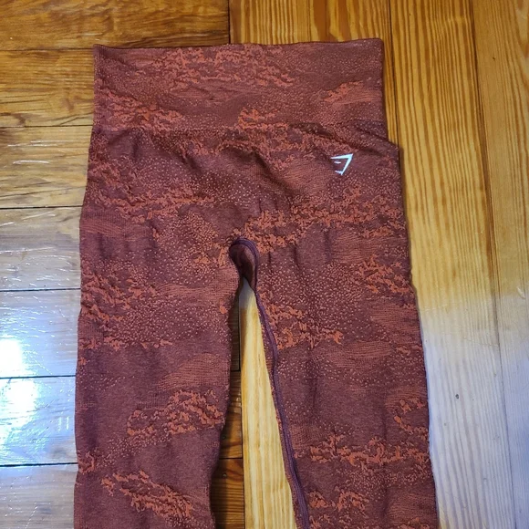 Gymshark Adapt Camo Seamless Leggings - Picture 3 of 12